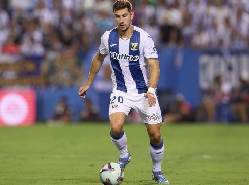 Κοντά σε Χάβι Ερνάντεθ για το αριστερό άκρο της άμυνας ο Παναθηναϊκός