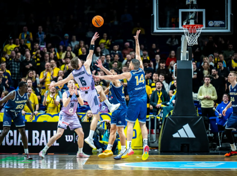 Άλμπα Βερολίνου – Καρδίτσα 84-80: «Λύγισαν» στο φινάλε οι Θεσσαλοί