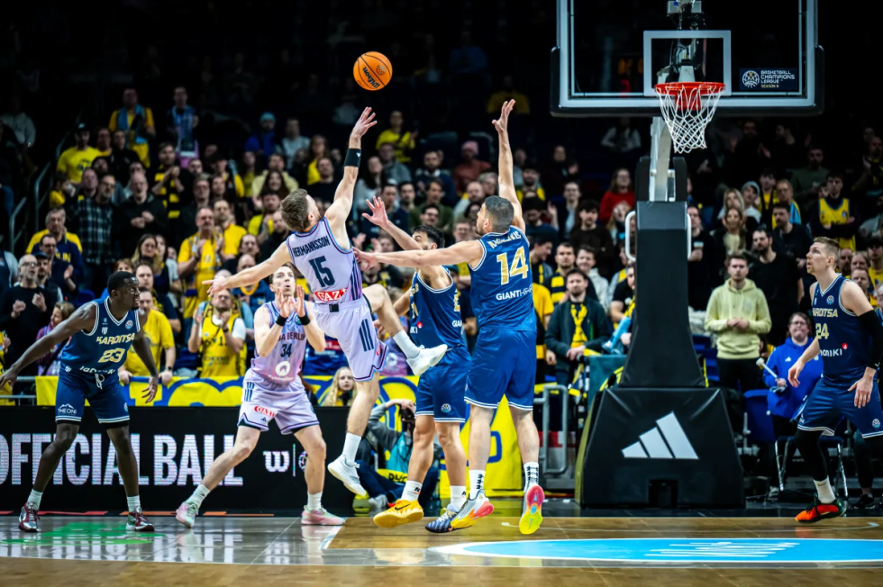 Άλμπα Βερολίνου – Καρδίτσα 84-80: «Λύγισαν» στο φινάλε οι Θεσσαλοί