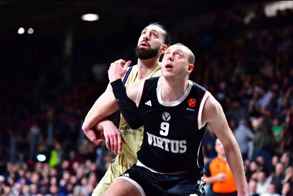 Επικράτησε άνετα της Εφές ο Ερυθρός Αστέρας- Δεν μπόρεσε να κλέψει τη νίκη η Μπαρτσελόνα