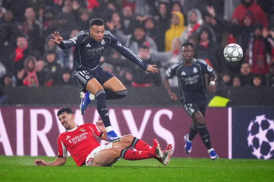 ΜΠΕΝΦΙΚΑ – ΡΕΑΛ ΜΑΔΡΙΤΗΣ Live Streaming