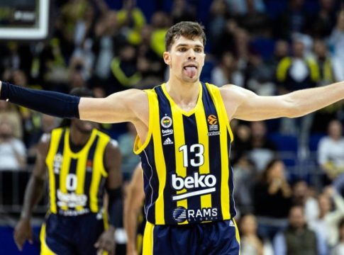Φενέρμπαχτσε – Μπεσίκτας 91-74: Με «μάγο» Μπιμπέροβιτς η ομάδα του Γιασικεβίτσιους πήρε το κύπελλο Τουρκίας