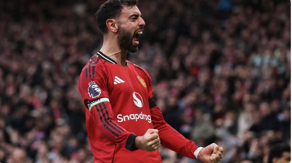 Μάντσεστερ Γιουνάιτεντ – Τότεναμ 2-0: Τέταρτη σερί νίκη και εδραίωση στην τετράδα