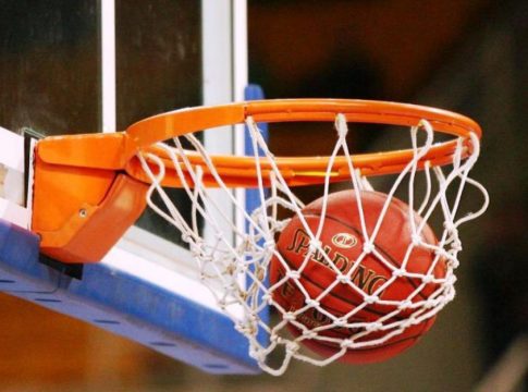 Απίστευτο: Μπασκετμπολίστας τιμωρήθηκε επειδή τράβηξε το… αυτί διαιτητή στο Ηρακλής Πύργου – Διαγόρας Βραχνεΐκων