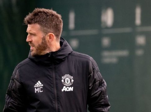 Η ατάκα του Κάρικ για τον φίλο της Γιουνάιτεντ που ετοιμάζεται για… κούρεμα