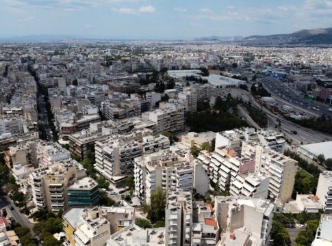 Μπλόκο σε πωλήσεις και ενοικιάσεις παλαιών κατοικιών