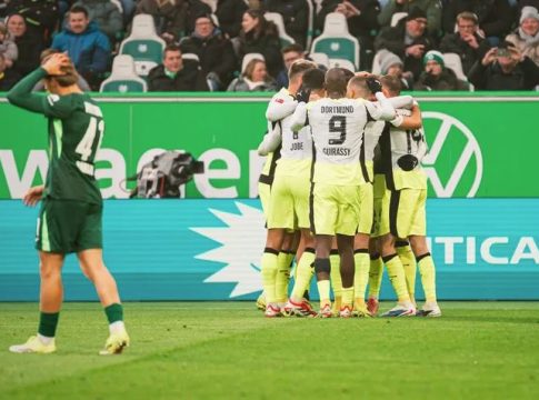 Βόλφσμπουργκ – Ντόρτμουντ 1-2: Σπουδαίο διπλό για τους φιλοξενούμενους, σκόραρε ο Κουλιεράκης