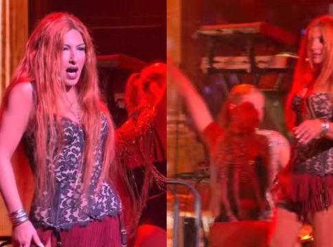 Έλενα Παπαρίζου: Η πιο… καυτή εμφάνιση της τραγουδίστριας τα τελευταία χρόνια (vid)