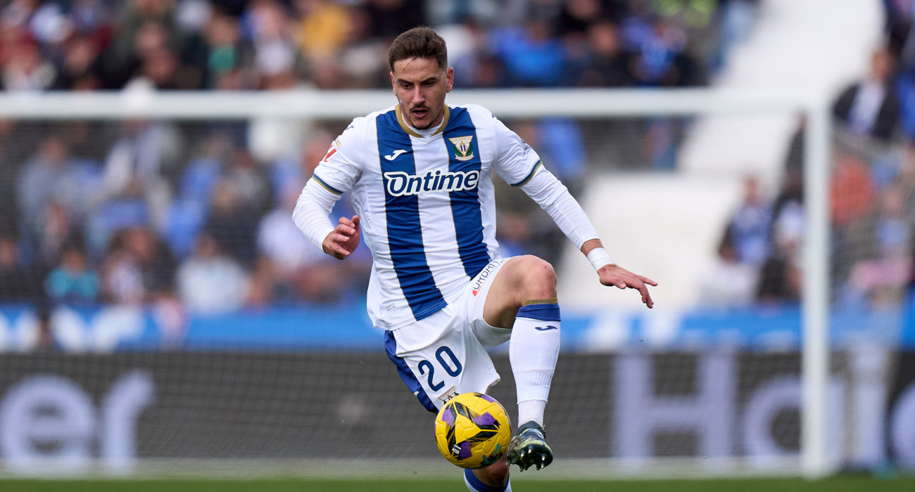 Η Αλ Αραμπί αποχαιρέτησε τον Χάβι Ερνάντεθ και οδεύει προς τον Παναθηναϊκό