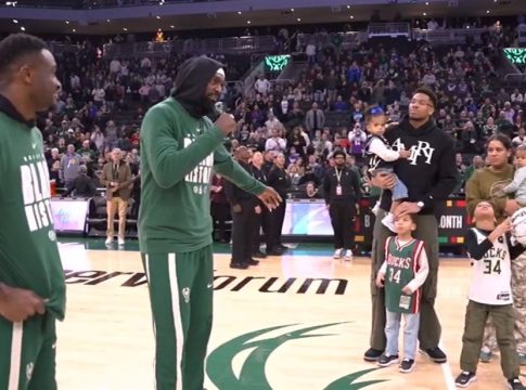 Μετά τις αποδοκιμασίες πριν λίγες εβδομάδες, ξανά αποθέωση για τον Αντετοκούνμπο στο Μιλγουόκι (vids)