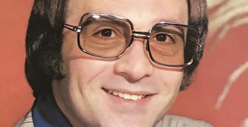 Πέθανε με φριχτό τρόπο στο νοσοκομείο στα 52 του Έλληνας τραγουδιστής (vids)