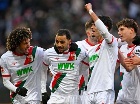 Άουγκσμπουργκ – Χάιντενχαϊμ 1-0: Βρήκε λύση από την άσπρη βούλα και ξέφυγε