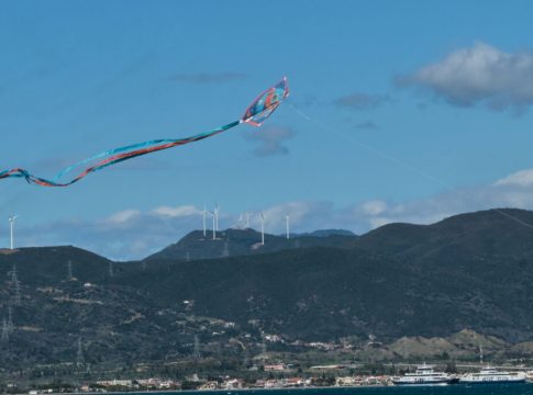 Τι θα γίνει με τον καιρό: Θα πετάξει ο χαρταετός την Καθαρά Δευτέρα;