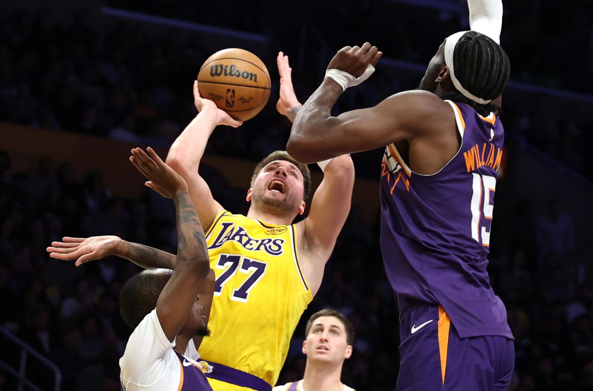 Νέο show o Ντόντσιτς αλλά ήττα για τους Λέικερς – Όλα τα αποτελέσματα του ΝΒΑ