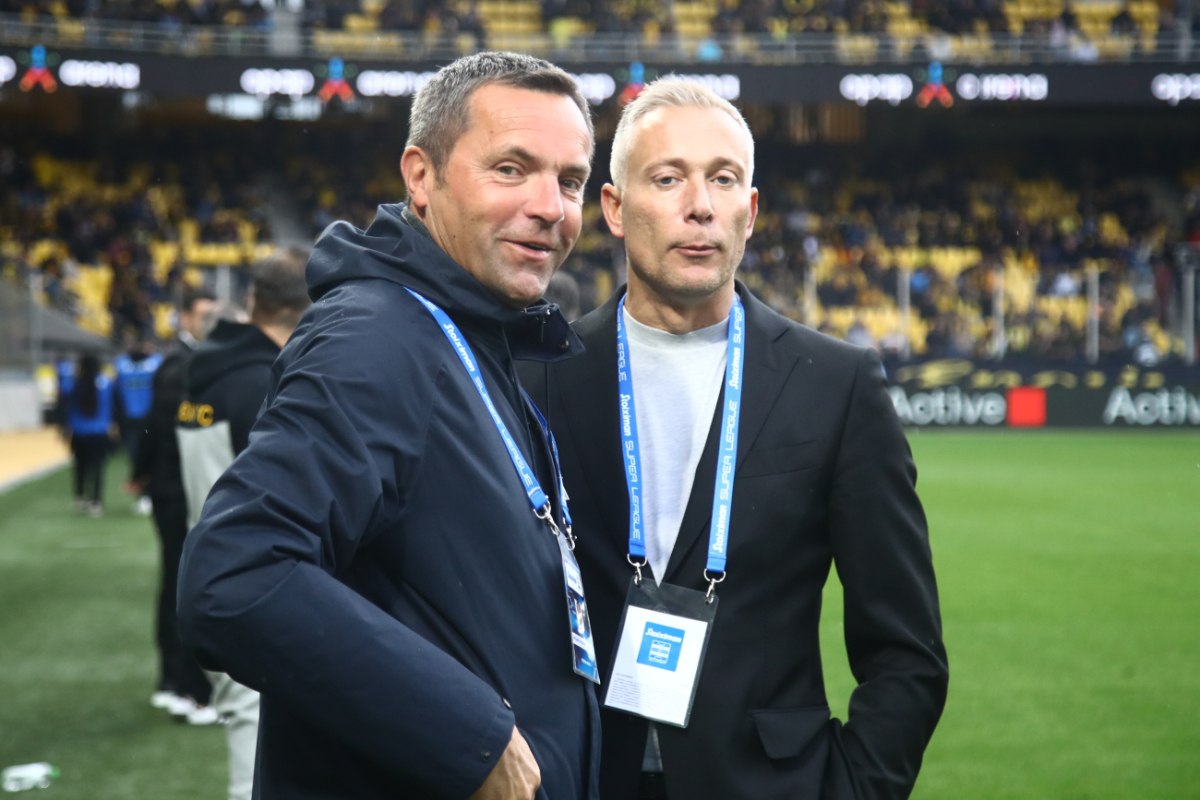 Τα ερωτηματικά και οι… διαρροές του Λανουά