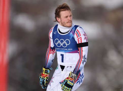 Έφυγε για το… δάσος: Απίθανη αντίδραση Νορβηγού σκιέρ μετά από λάθος του στους Χειμερινούς Ολυμπιακούς