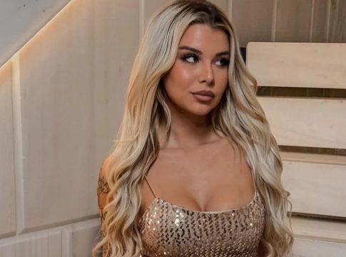 Αποκαλυπτικό ατύχημα για τη Modern Cinderella, άνοιξε το φόρεμα στο J2US (vid)