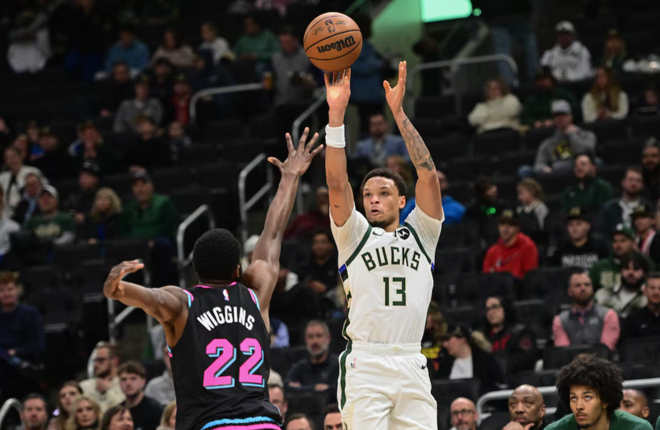 Νίκη χωρίς Γιάννη για τους Μπακς (128-117), εντός έδρας σοκ για τους Λέικερς (109-110) – Tα αποτελέσματα του NBA