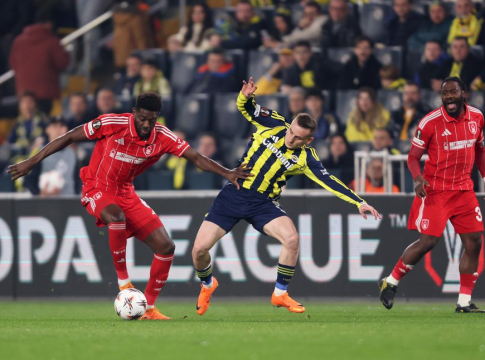 LIVE: Φενέρμπαχτσε – Νότιγχαμ Φόρεστ