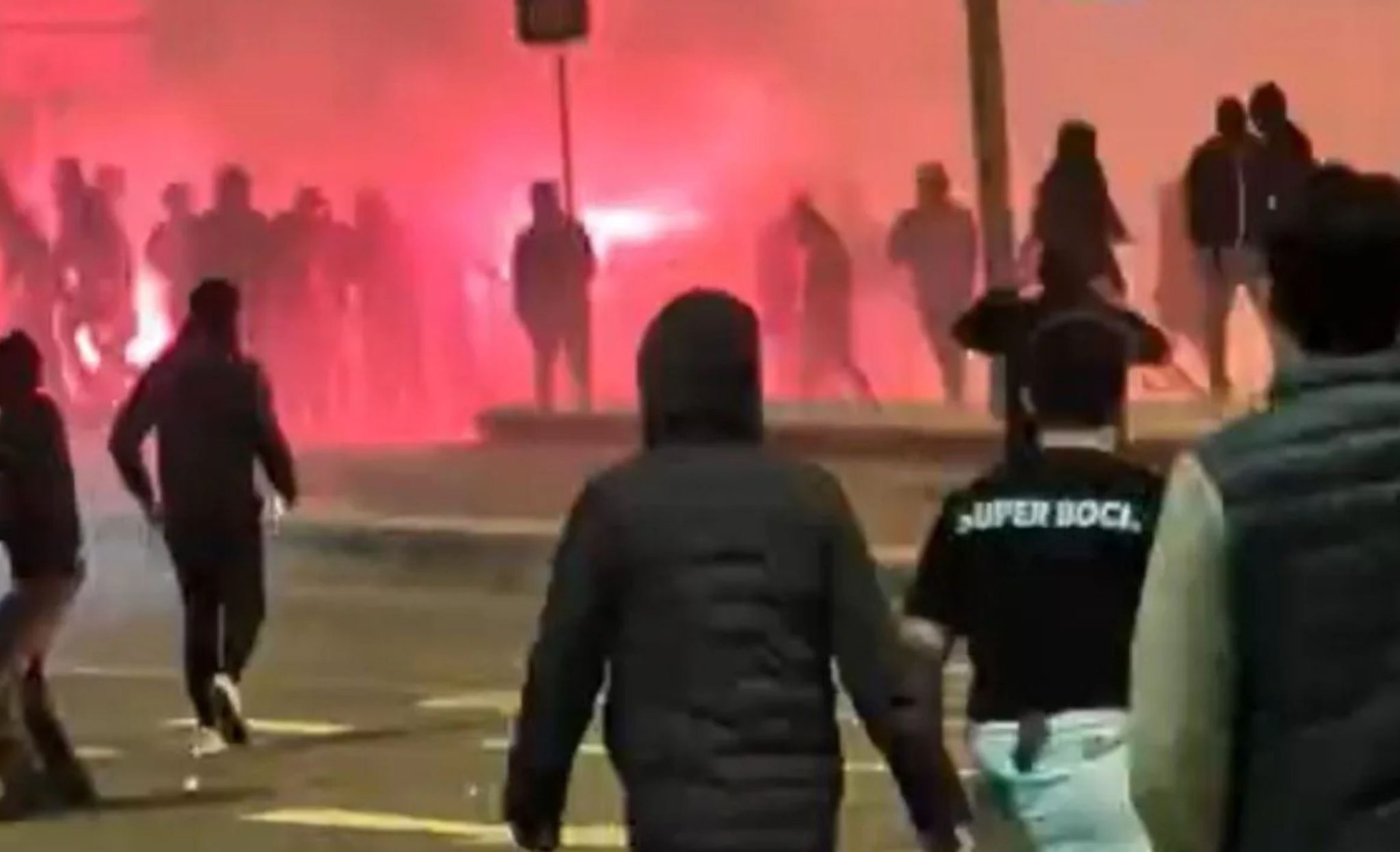 Χαμός πριν το ντέρμπι Σπόρτινγκ – Μπενφίκα στο futsal: Σοβαρά επεισόδια και πάνω από 100 συλλήψεις (vid)