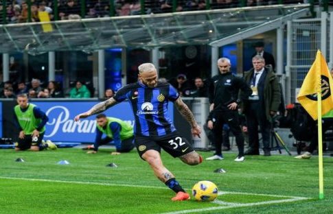 Μακρύ το βράδυ στο Μιλάνο