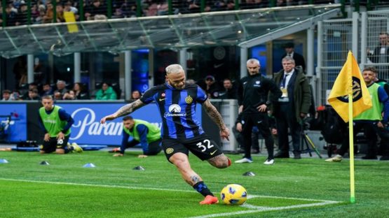 Μακρύ το βράδυ στο Μιλάνο