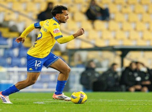 Βροχή τα γκολ & οι κάρτες