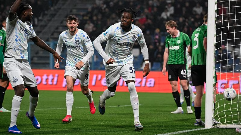 Σασουόλο – Ίντερ 0-5: «Πάρτι» και +8 από τη Μίλαν