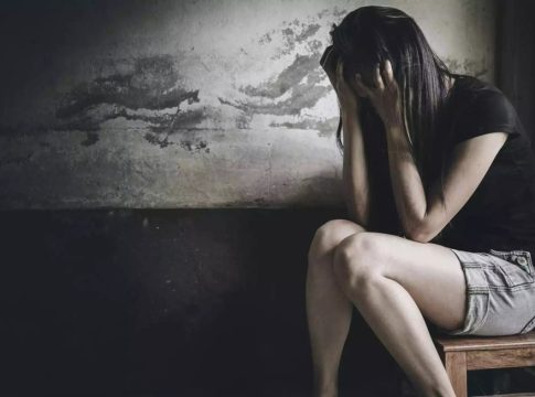 Χαλκιδική: Καταγγελία 20χρονης για βιασμό – Συνελήφθησαν δύο άνδρες