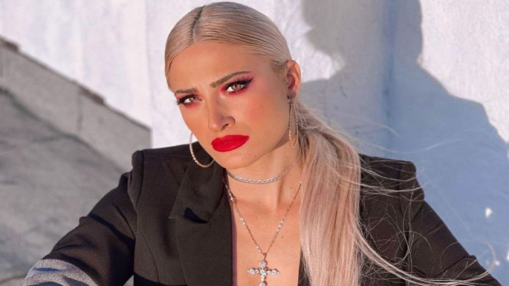 Η απίθανη ερώτηση της Τούνη στον σύντροφό της