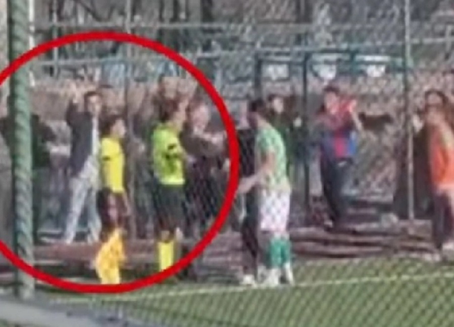 Απίστευτα πράγματα στην Τουρκία: Διαιτητής τραυματίστηκε από ρίψη… πατινιού!