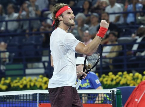 Εύκολη νίκη για τον Τσιτσιπά στη Ντόχα