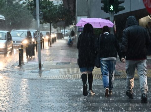 Έκτακτο δελτίο επιδείνωσης του καιρού: Έρχονται καταιγίδες και χαλαζοπτώσεις – Οι επικίνδυνες περιοχές