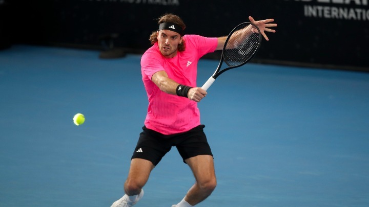 Τσιτσιπάς: «Να δουν τα παιδιά ότι το backhand με ένα χέρι είναι ακόμα εδώ»
