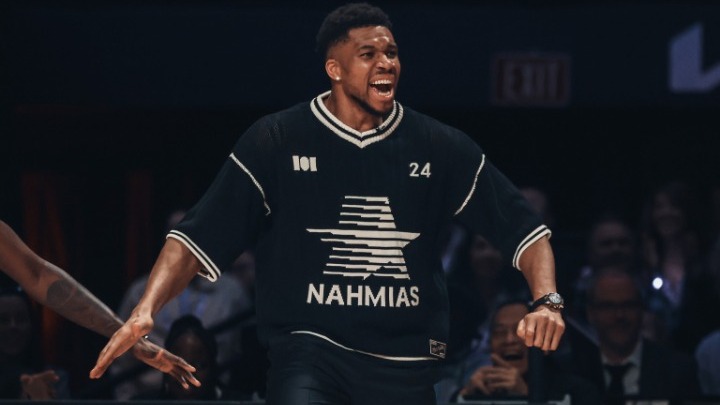 Ο Αντετοκούνμπο οδήγησε από τον… πάγκο την ομάδα του στην νίκη, στο All-Star Celebrity Game 2026 (vid)