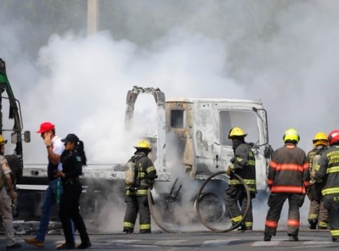 Χαμός στο Μεξικό με τον θάνατο του «El Mencho»: Αναβολές σε ματς, πυροβολισμοί και βία – Αγωνία για το Μουντιάλ