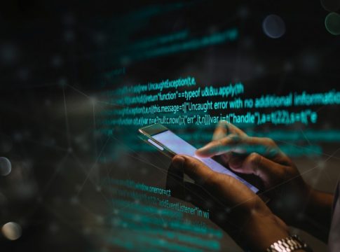 Δίκη υποκλοπών: Τα μεγάλα κενά στις αγορεύσεις των δικηγόρων υπεράσπισης – Την Πέμπτη η απόφαση