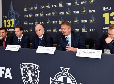 Σήμερα (28/2) η ετήσια γενική συνέλευση της IFAB για VAR και «Νόμο Βενγκέρ»