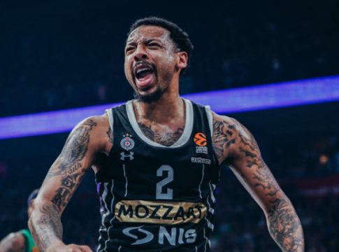 Ο Κάρλικ Τζόουνς και μία πρόταση 2.000.000 ευρώ