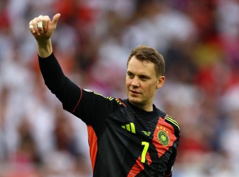 Ο Νόιερ γίνεται «40» και… πακετάρει για Μουντιάλ (pic, vid)