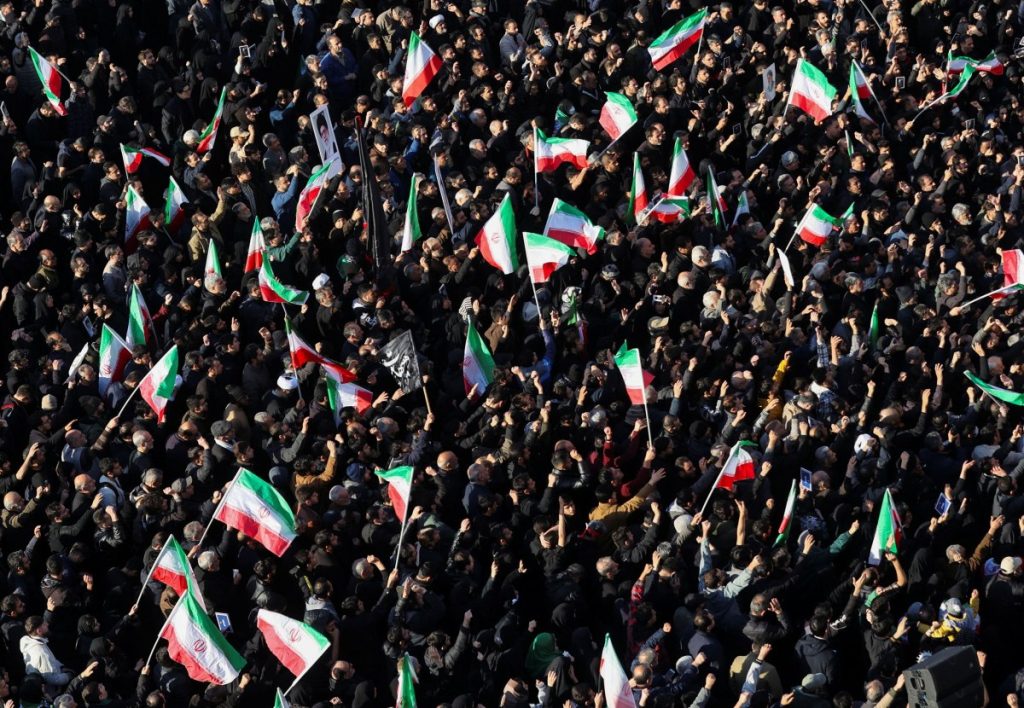 Εκδίκηση για τον θάνατο του Χαμενεΐ υπόσχεται το Ιράν