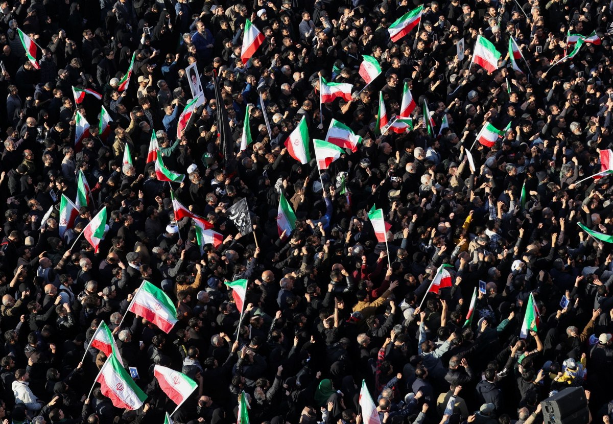 Εκδίκηση για τον θάνατο του Χαμενεΐ υπόσχεται το Ιράν