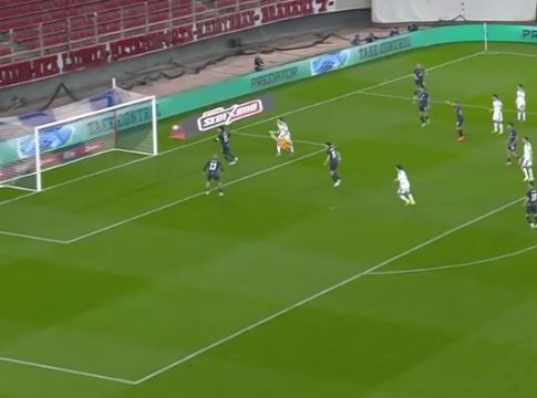 Καλή στιγμή για την Ελλάδα με τον Δουβίκα να αστοχεί από κοντά (vid)