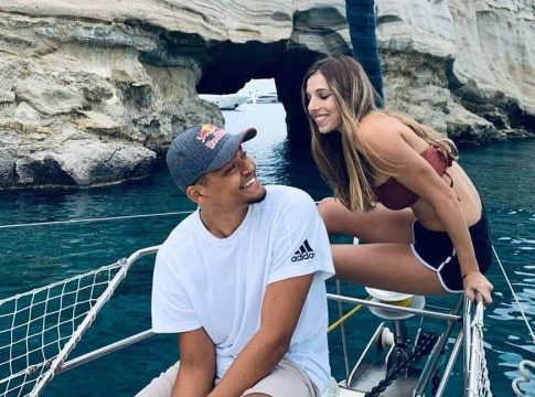 Ποια είναι η Αναστασία Μαγαλιού που κρύβεται πίσω από το χαμόγελο του Εμμανουήλ Καραλή (Pics)