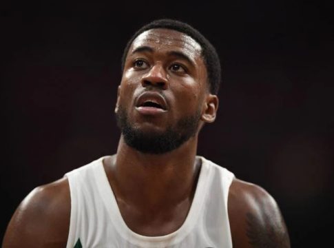 Το παρασκήνιο πίσω από την επιλογή του Μόουζες Ράιτ να ντυθεί στα πράσινα