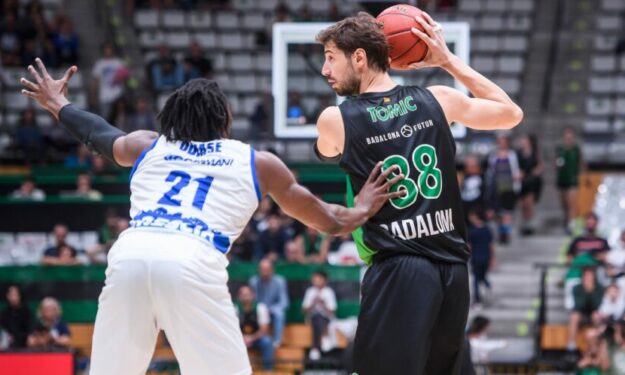 Μπανταλόνα: Νωρίτερα στην Αθήνα ενόψει ΑΕΚ – Τα δεδομένα για τους τραυματίες Μπιργκάντερ και Τόμιτς