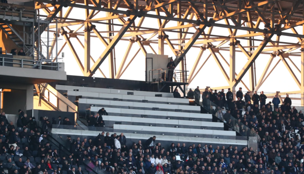 ΕΛ.ΑΣ.: «Ταυτοποιήθηκαν 14 άτομα για τη φραστική επίθεση εις βάρος δημοσιογράφων στην Τούμπα – Οκτώ οι συλλήψεις»