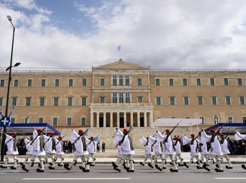 Κυκλοφοριακές ρυθμίσεις Τρίτη και Τετάρτη στην Αθήνα λόγω των παρελάσεων για την 25η Μαρτίου