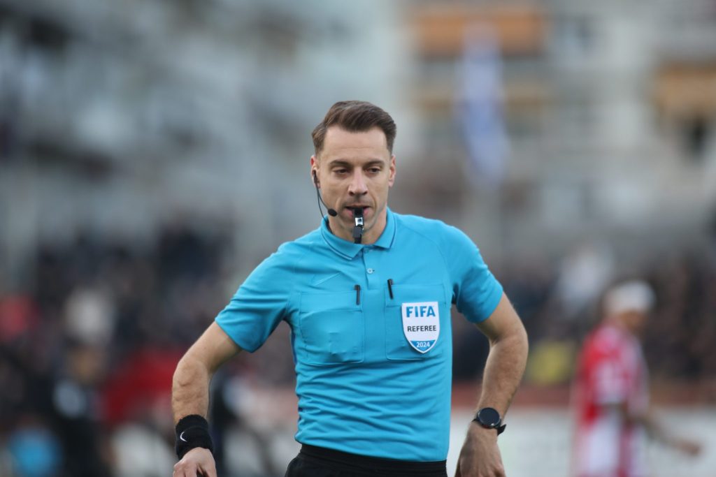 Με Ευαγγέλου και VAR τον Κουμπαράκη το Ατρόμητος-ΑΕΚ, Βεργέτης στην Τούμπα και Ματσούκας στο Ηράκλειο