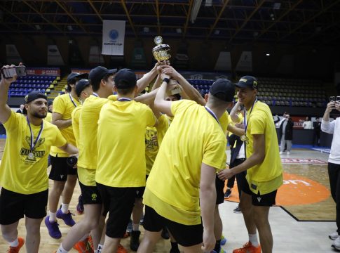 Η ΑΕΚ πήρε το πρωτάθλημα στην Α’ ΕΣΚΑ και οι παίκτες της πανηγύρισαν μαζί με τον Μπάρτλεϊ (Pics & vid)